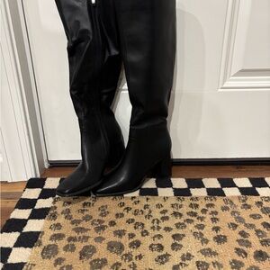 Chic Black Heeled Women's Boots